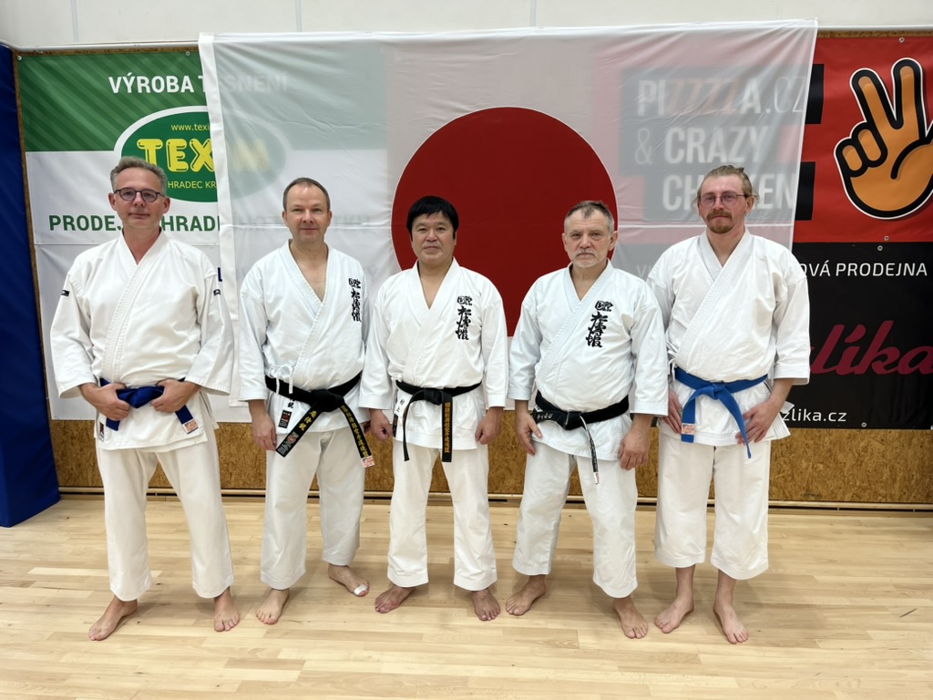 Zdjęcie z seminarium karate Manabu Murakami Seminar Králové-Hradec 5-6 października 2024 - Murakami Shihan